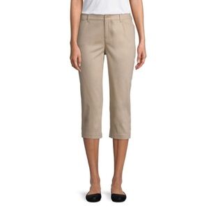 NWT St John’s Bay Tan Khaki Tummy Control Straight-Leg Calf Length Capris Size 8